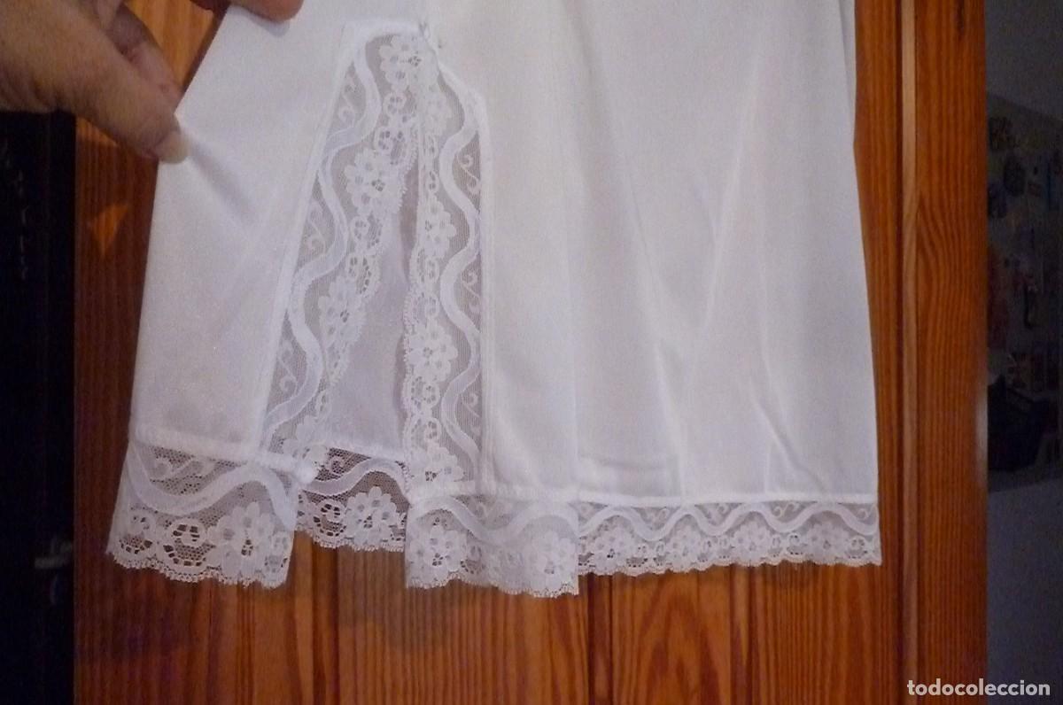 Vintage: Antigua combinaci&oacute;n. Ropa interior, falda - Foto 5