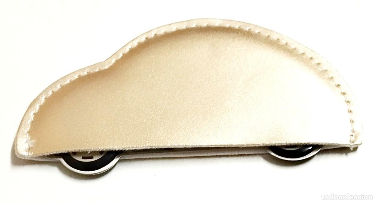Vintage: Espejo de bolso en forma de coche vintage - Foto 4