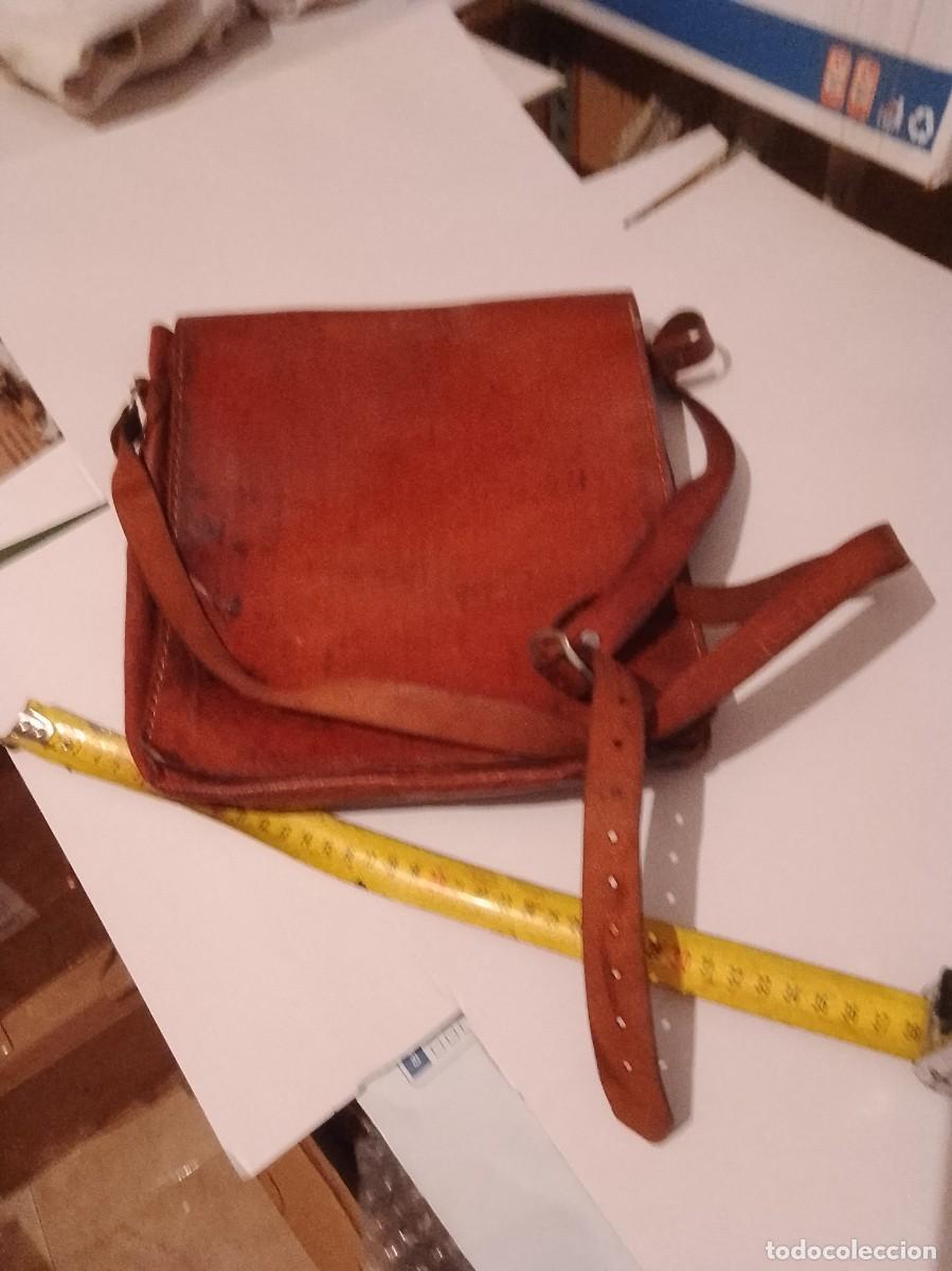 Vintage: Mochila de cuero a&ntilde;os 70 - Foto 5