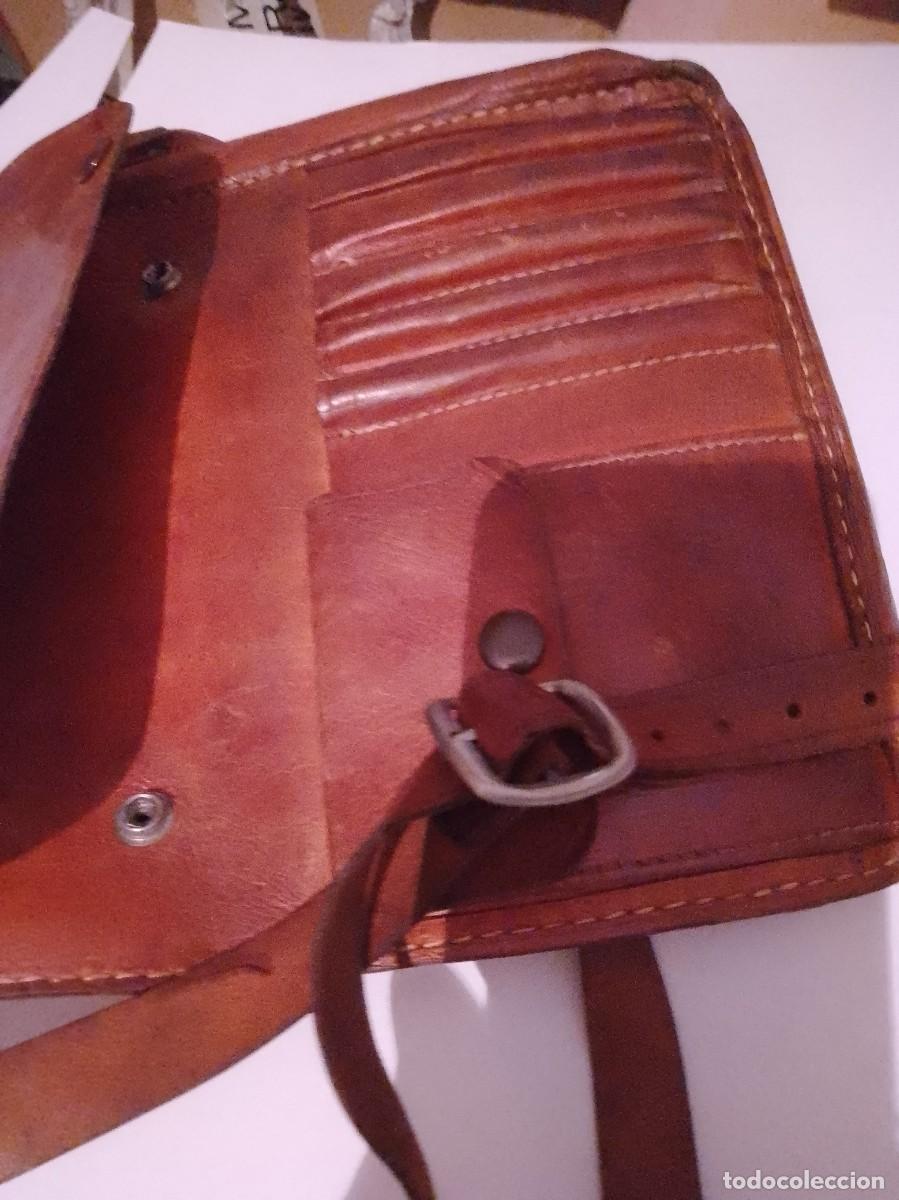 Vintage: Mochila de cuero a&ntilde;os 70 - Foto 11