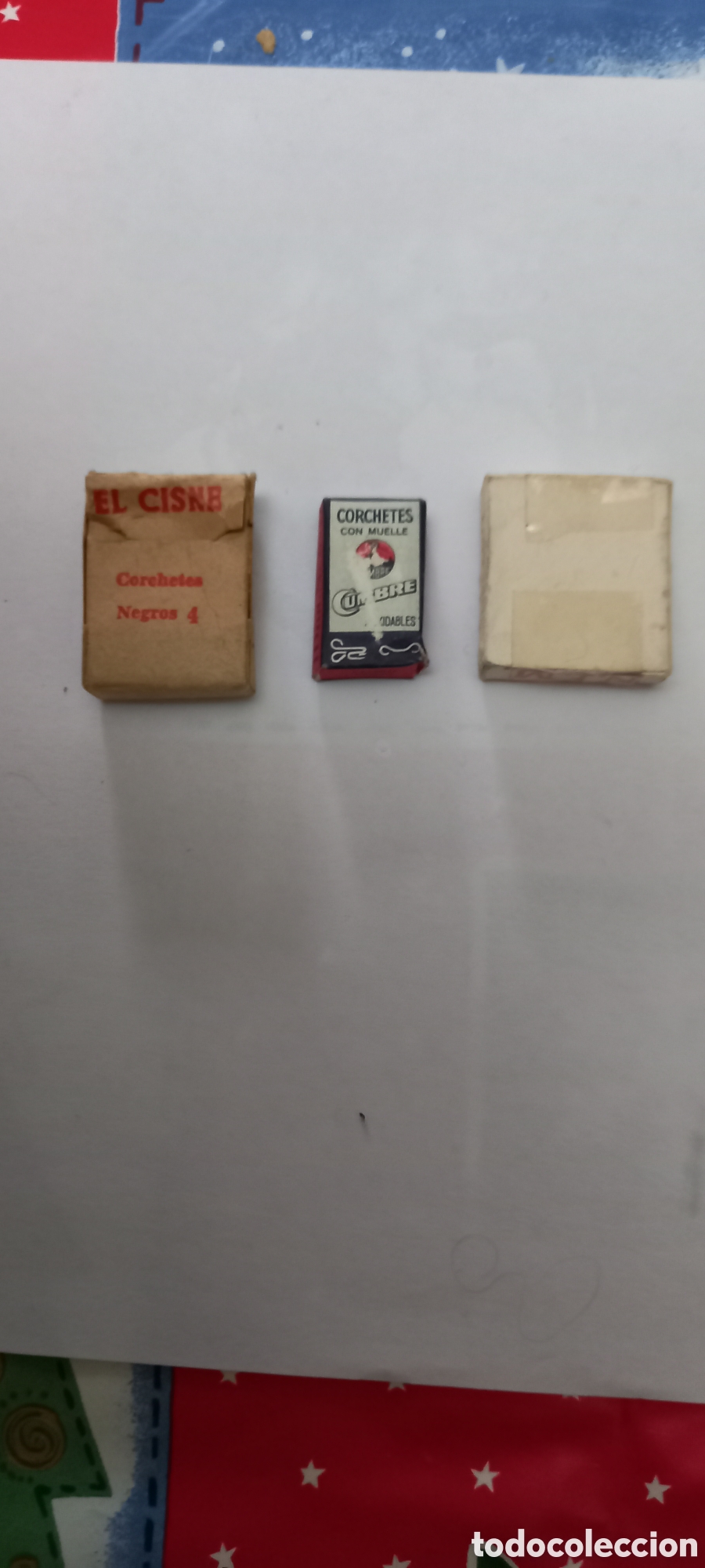 Vintage: TRES CAJAS DIFERENTES CORCHETES - Foto 2