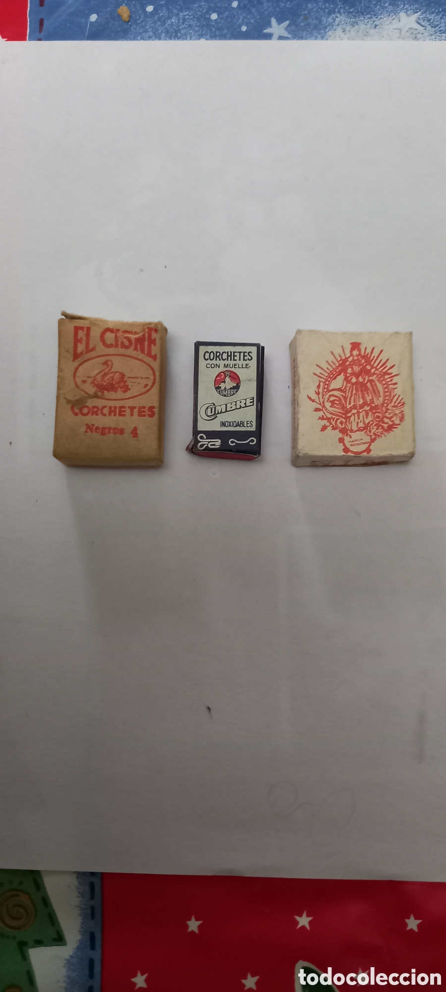 Vintage: TRES CAJAS DIFERENTES CORCHETES - Foto 1