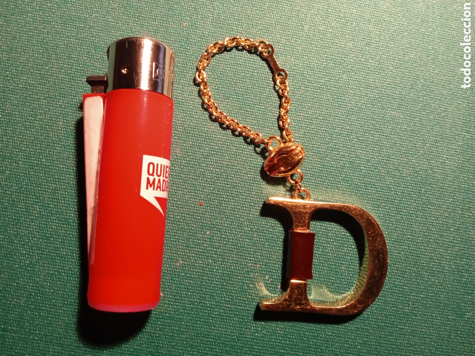 Vintage: LETRA D CON CADENA PARA COLGAR EN EL BOLSO - Foto 2