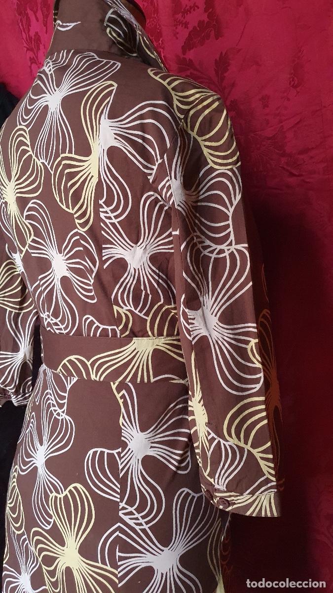 Vintage: Vestido flores geom&eacute;tricas - Foto 4