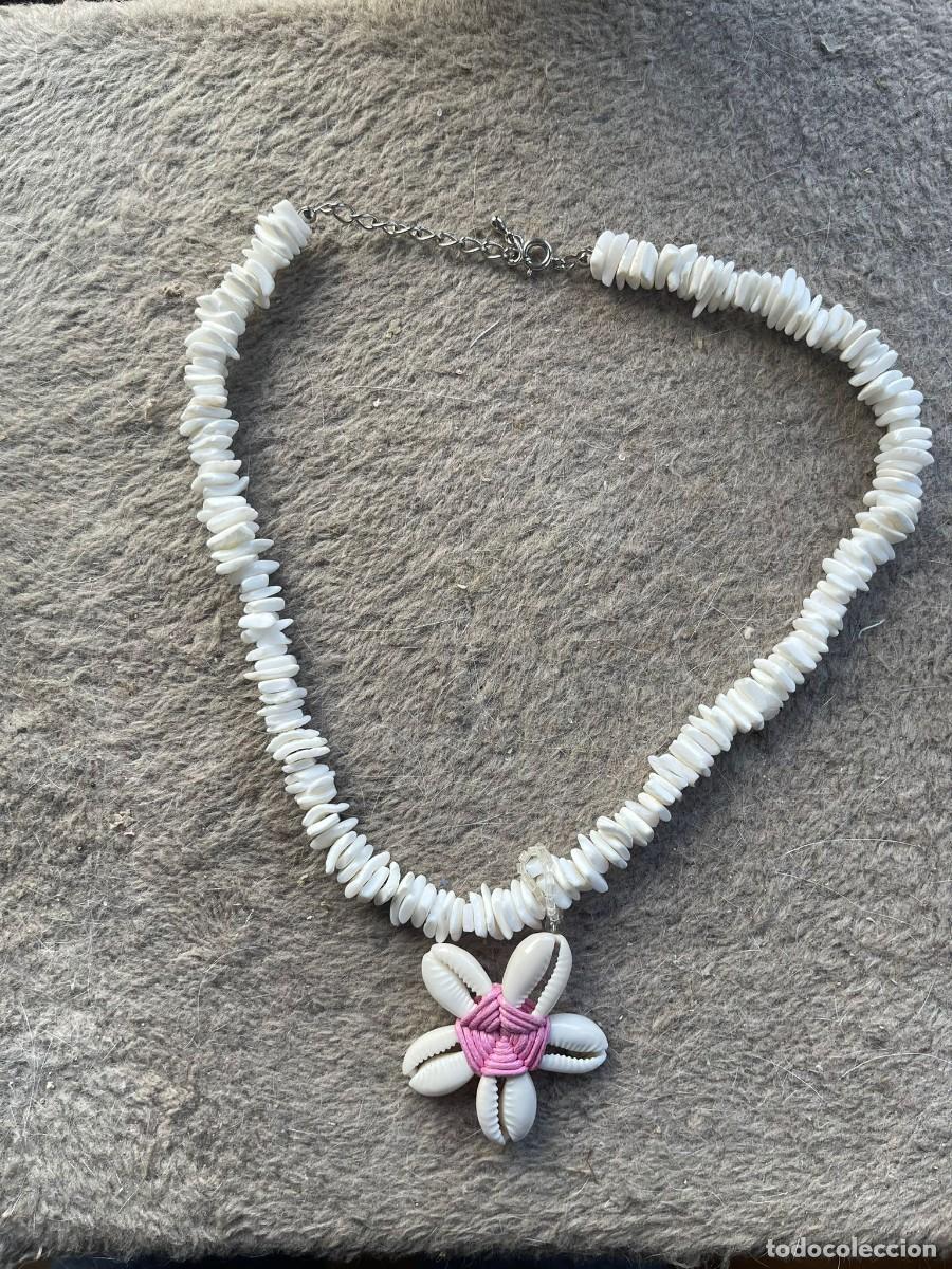 Vintage: COLLAR BLANCO HECHO CON CONCHITAS - Foto 1