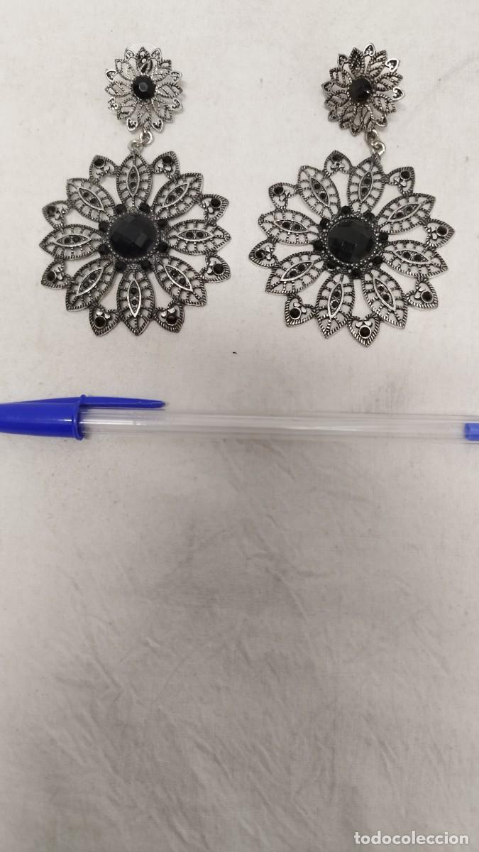 Vintage: Pendientes Vintage retro,simulando una flor - Foto 2