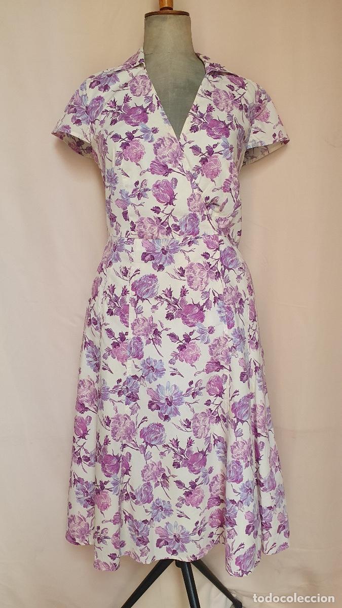 Vintage: Vestido estampado flores moradas - Foto 1