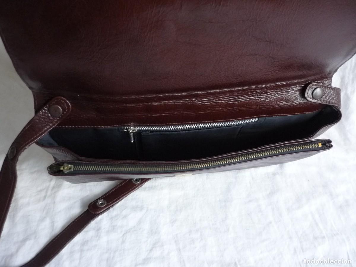 Vintage: Bolso fabricado con piel de serpiente - Foto 9