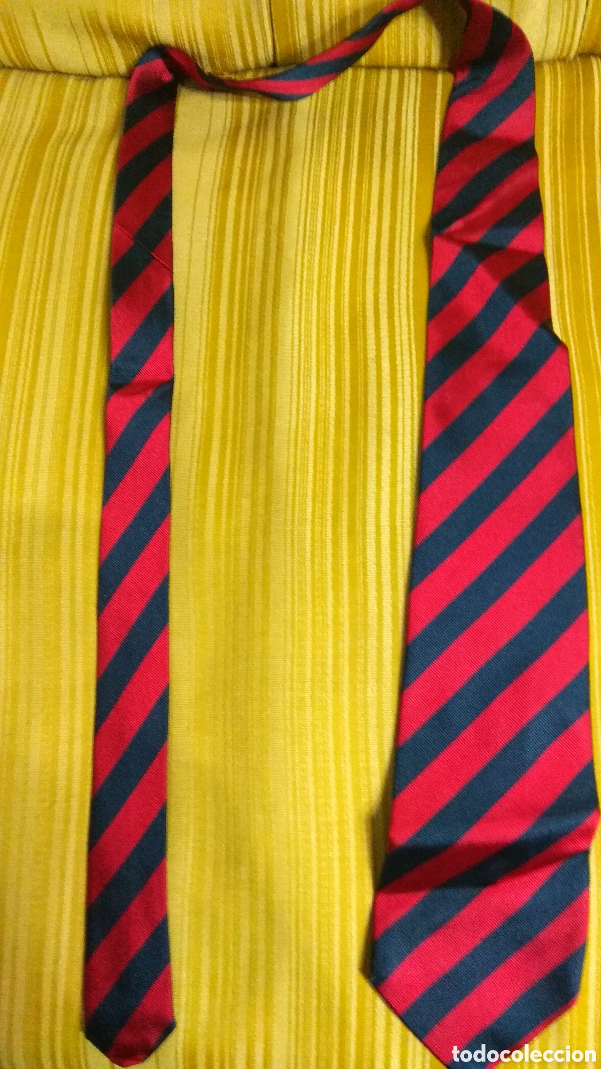 Vintage: Corbata Red and Blue Par&iacute;s seda rayas rojas azules. - Foto 1
