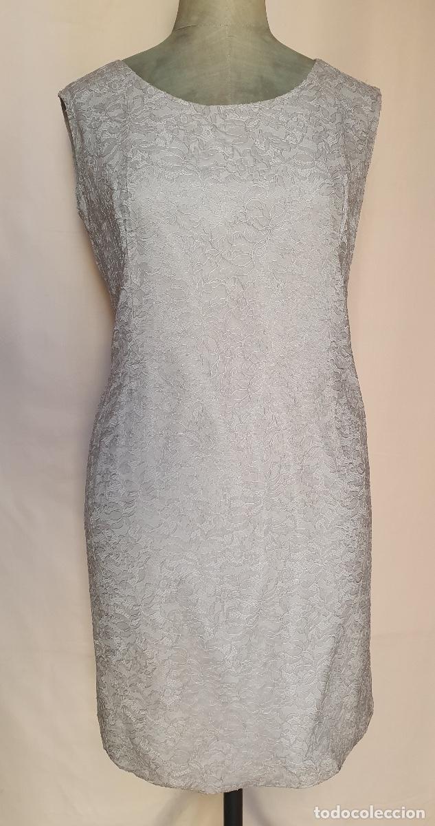 Vintage: Vestido de encaje gris sin mangas - Foto 2