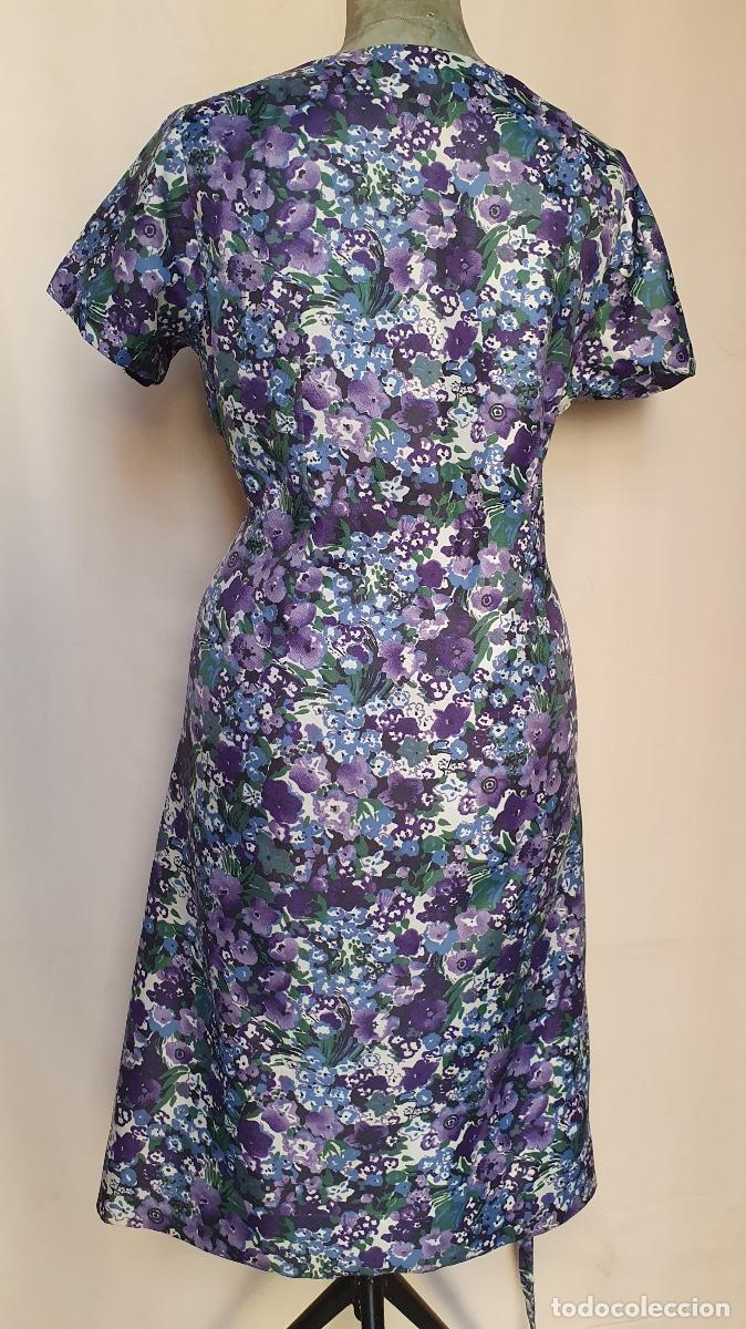 Vintage: Vestido estampado floreado lila - Foto 4