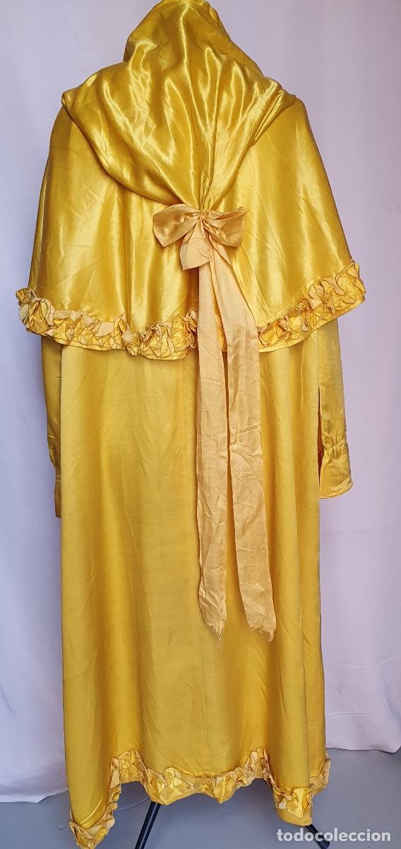 Vintage: Capa de raso amarillo - Foto 2
