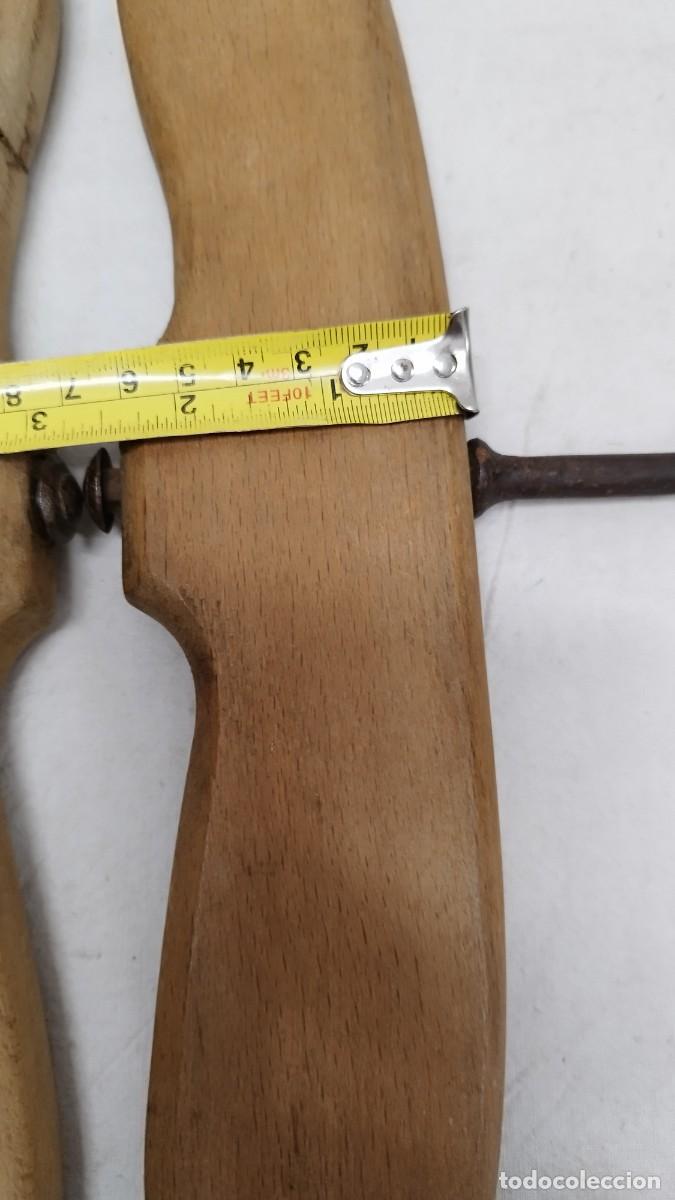 Vintage: 3 Antiguas perchas de madera - Foto 7