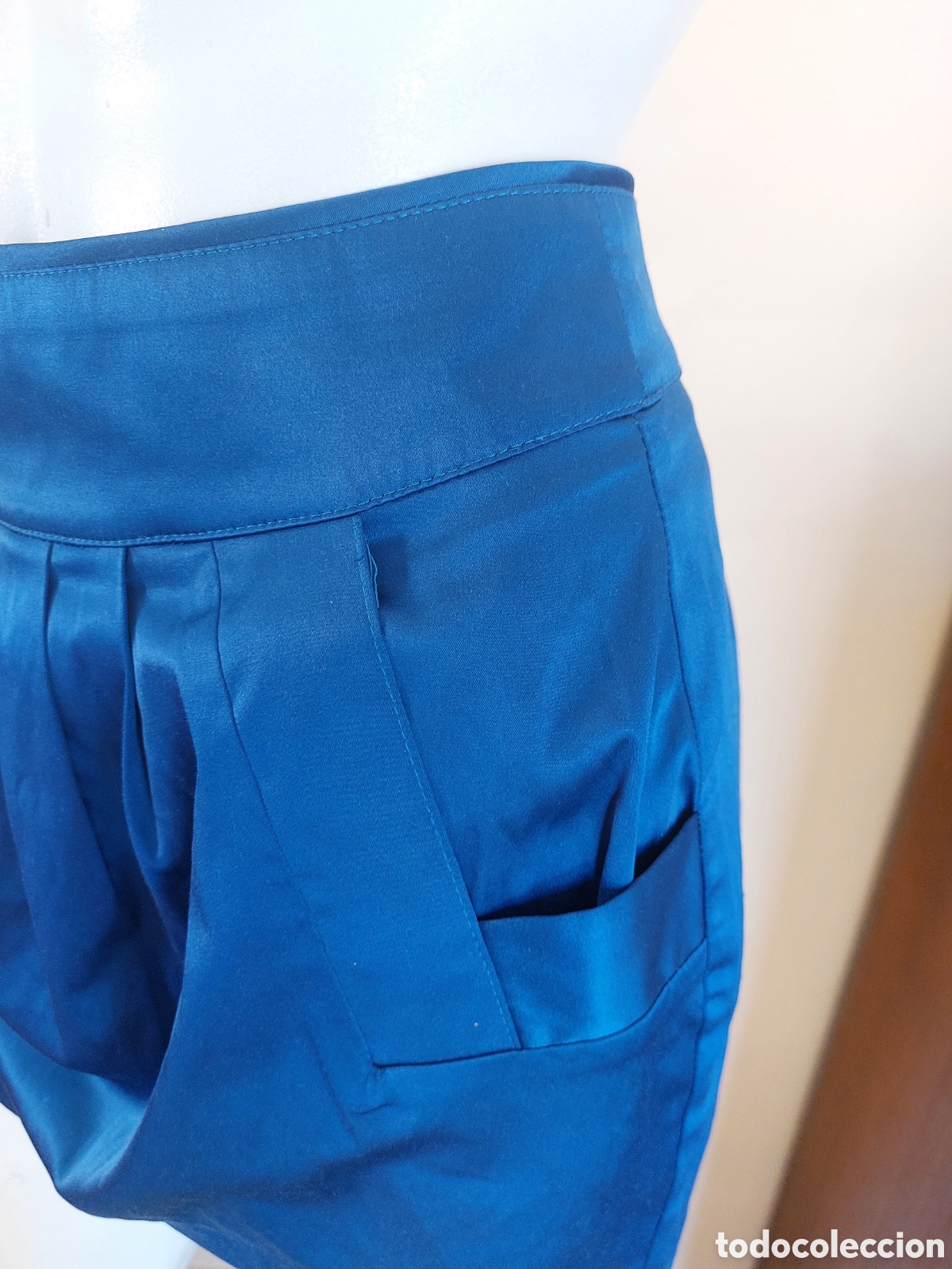 Vintage: Falda talla 36 azul brillo - Foto 3