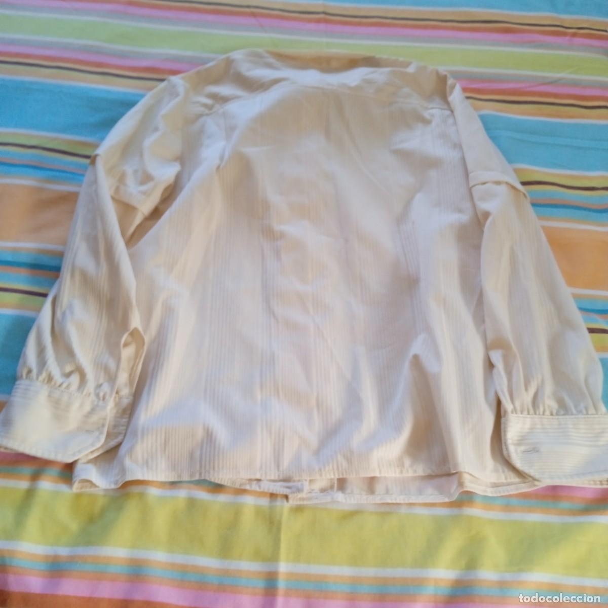 Vintage: CAMISA CON LAZADA DE LOS A&Ntilde;OS 70 - Foto 10