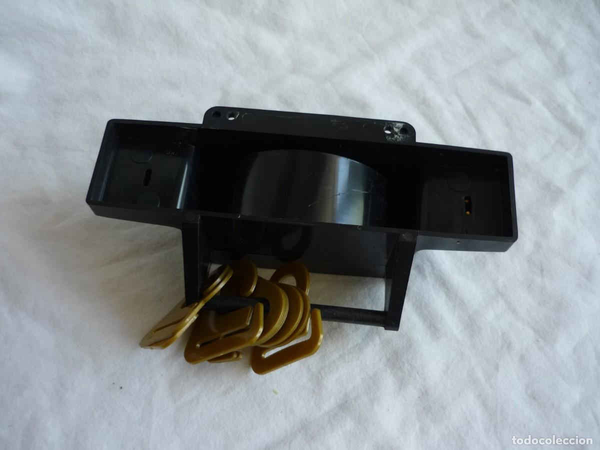 Vintage: Percha de corbatas en pl&aacute;stico con caj&oacute;n para pinzas de corbata - Foto 8
