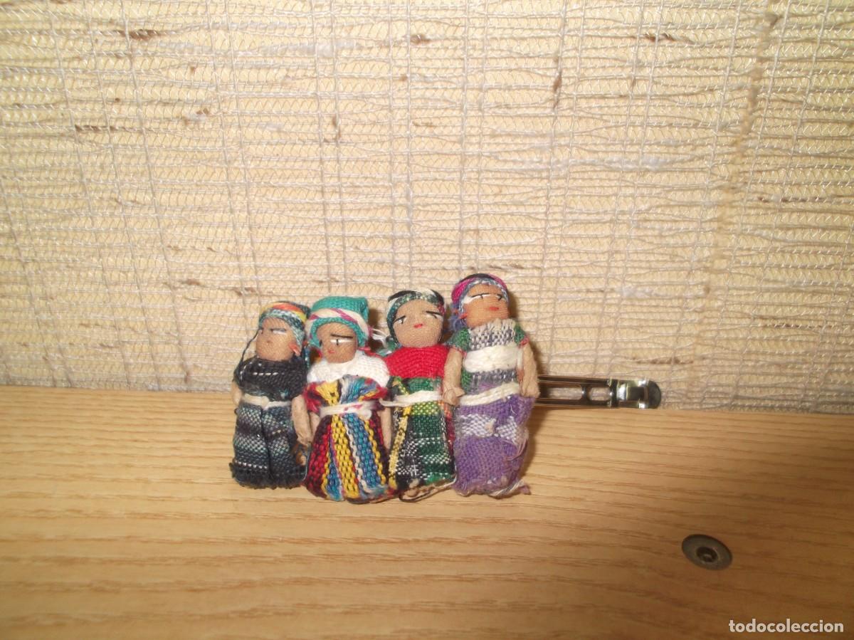 Vintage: Pasador de pelo.Mu&ntilde;ecas de tela - Foto 2