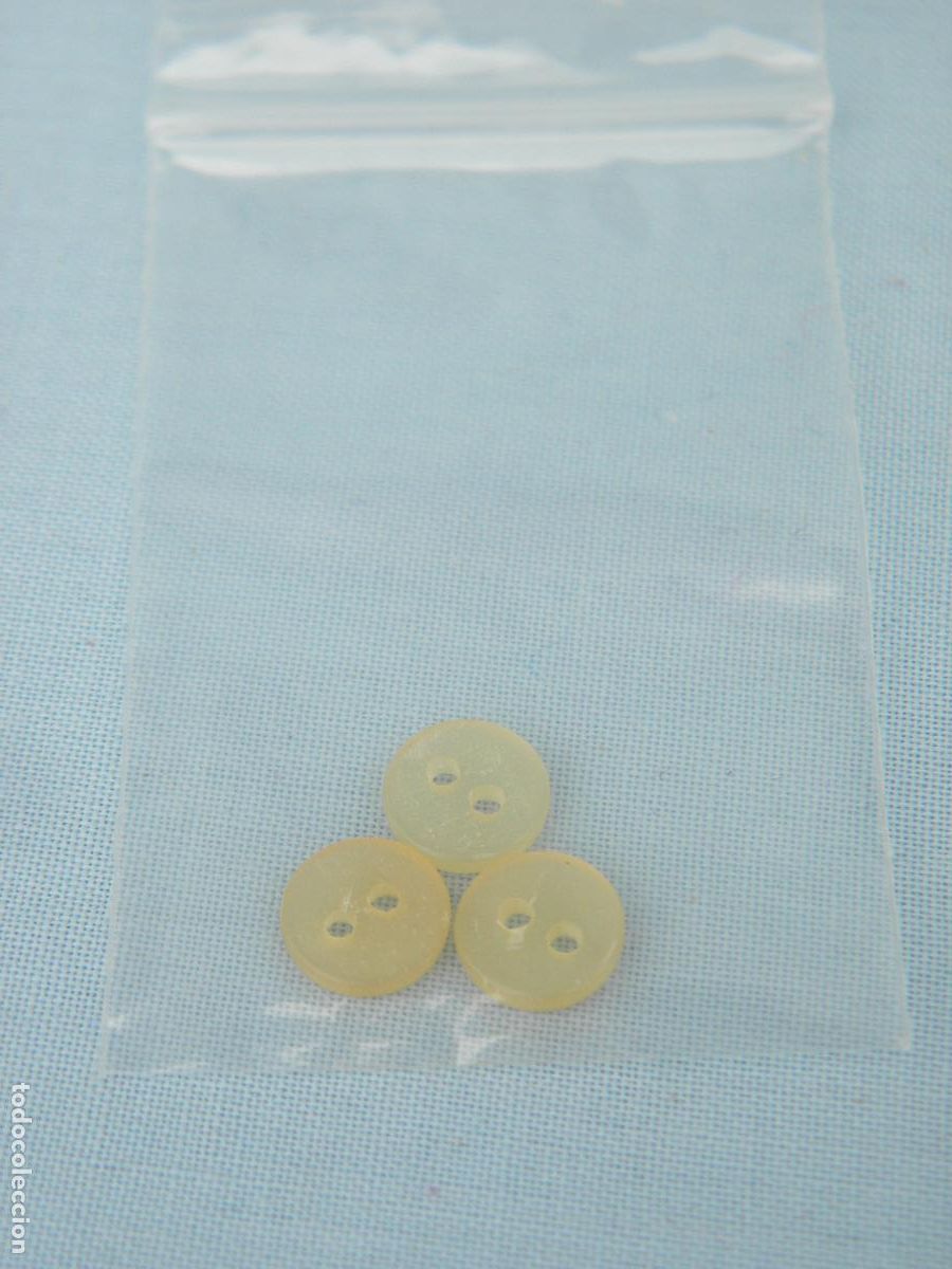 Vintage: Lote de tres antiguos botones - Foto 1