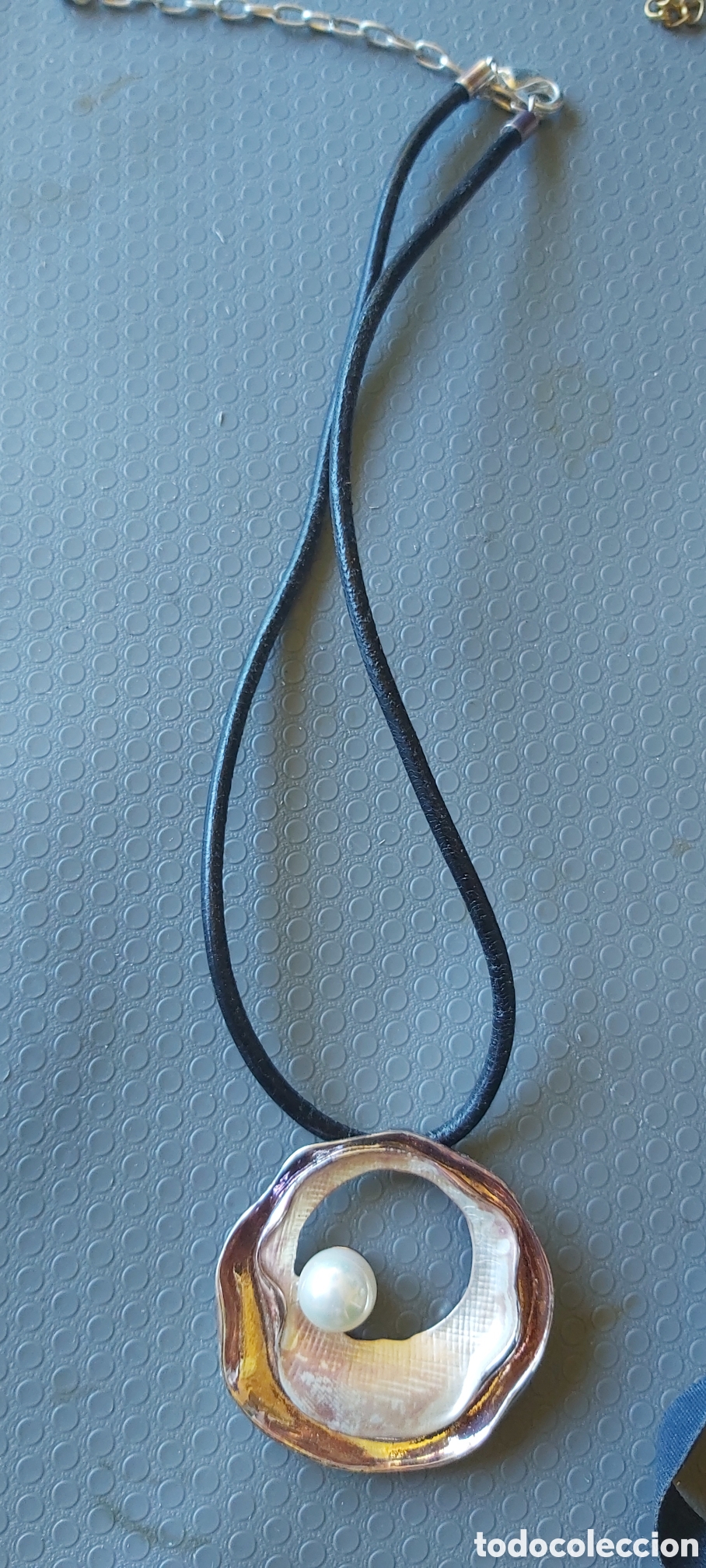 Vintage: Collar de cuero en buen estado - Foto 2