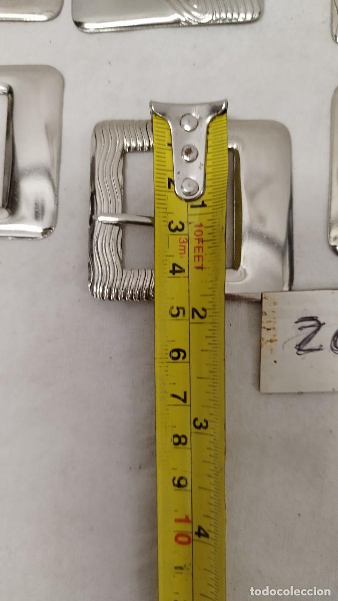 Vintage: Lote de 20 antiguas hebillas de cintur&oacute;n - Foto 3