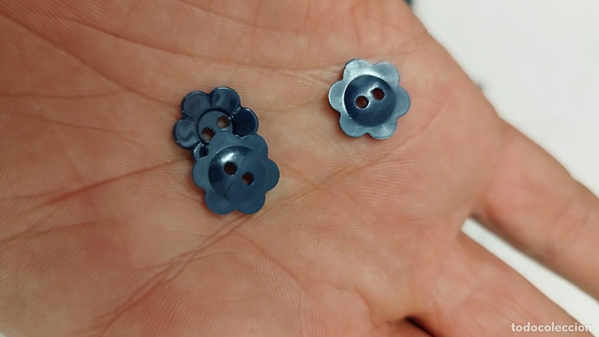 Vintage: Lote de antiguos botones en forma de flor - Foto 4