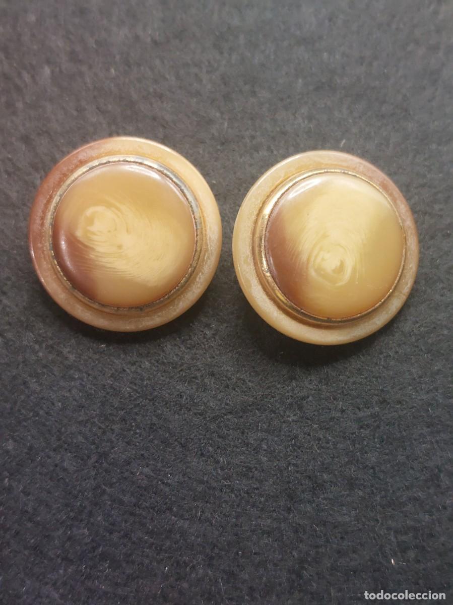 Vintage: 2 BOTONES ANTIGUOS 27 mm - Foto 1
