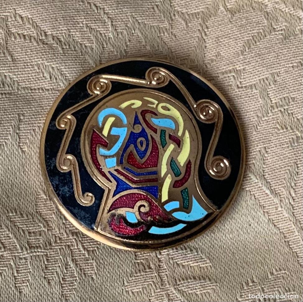 Vintage: BROCHE VINTAGE CELTA ESMALTE LIBRO DE KELLS TARA - Foto 5