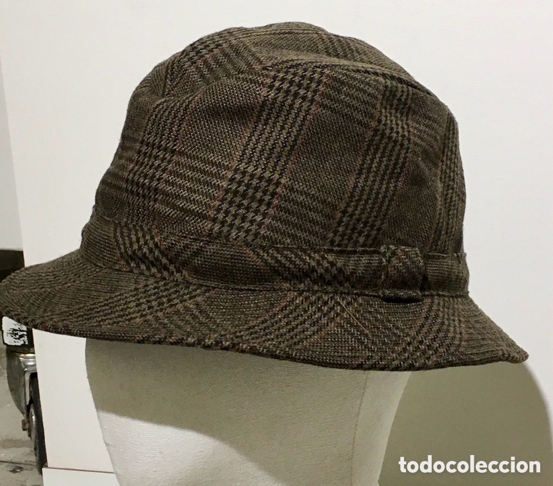 Vintage: Sombrero de tejido. Invierno. - Foto 1