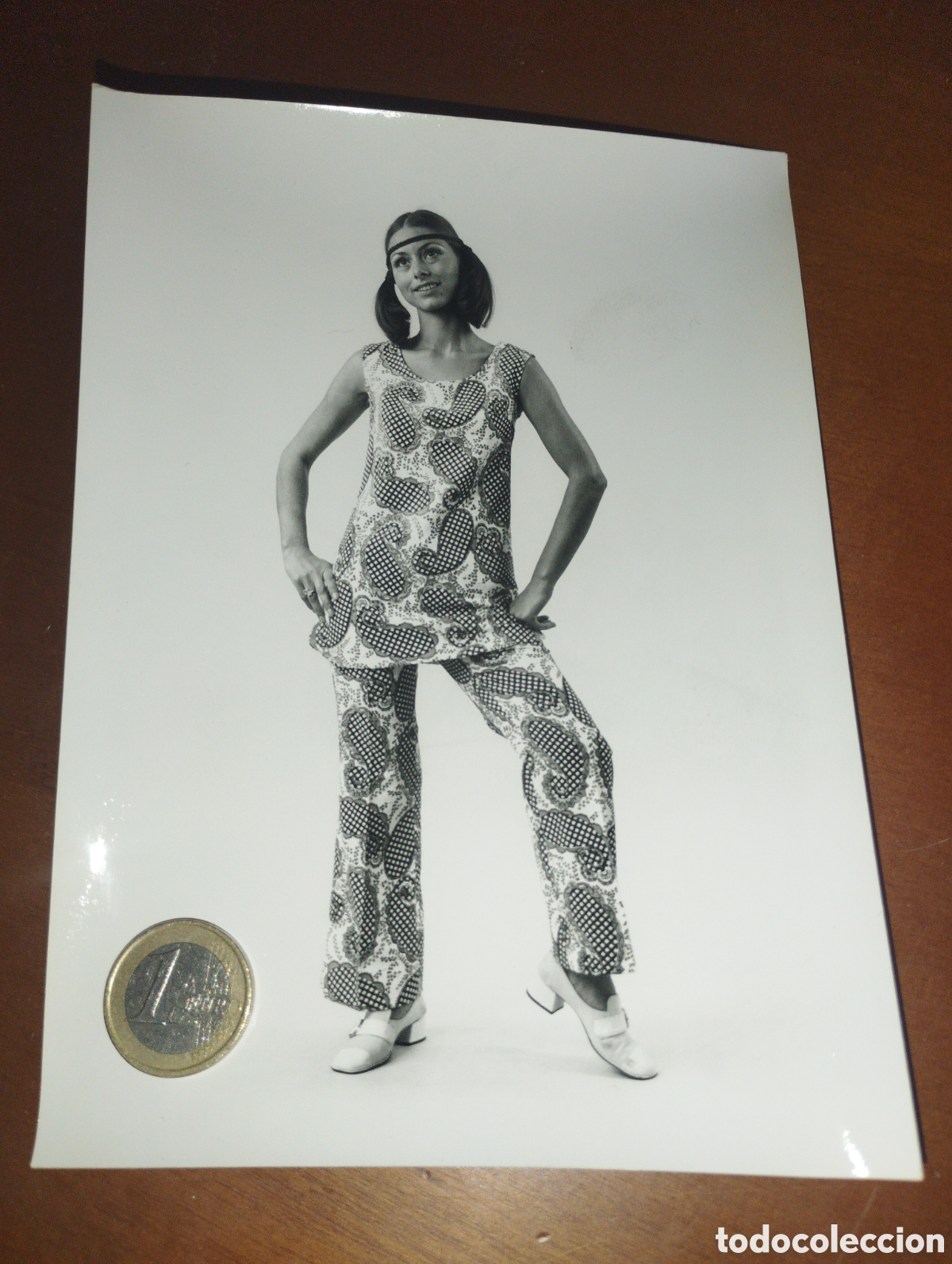 Vintage: Fotograf&iacute;a de pasillos de moda a&ntilde;os 60 - Foto 1