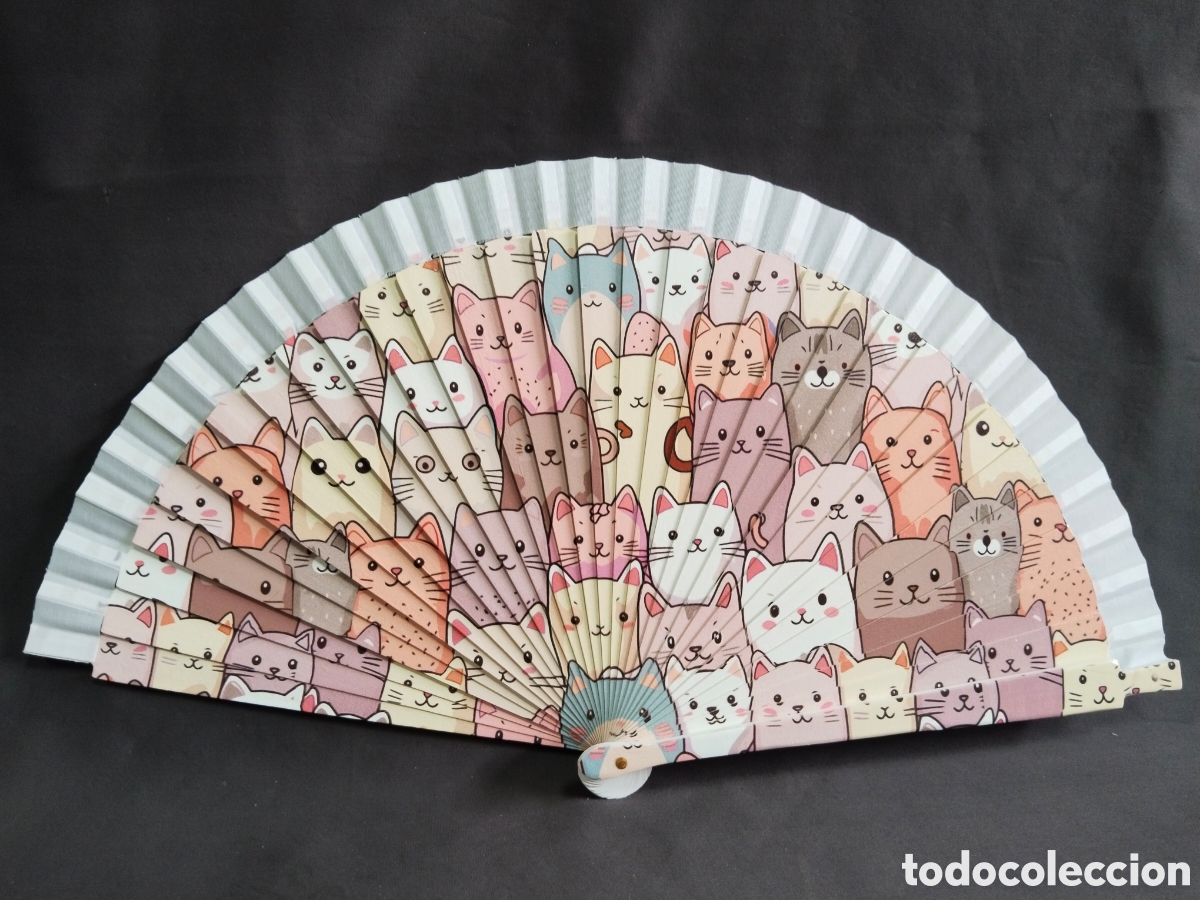 Vintage: Abanico de madera - gatitos en blanco - Foto 1