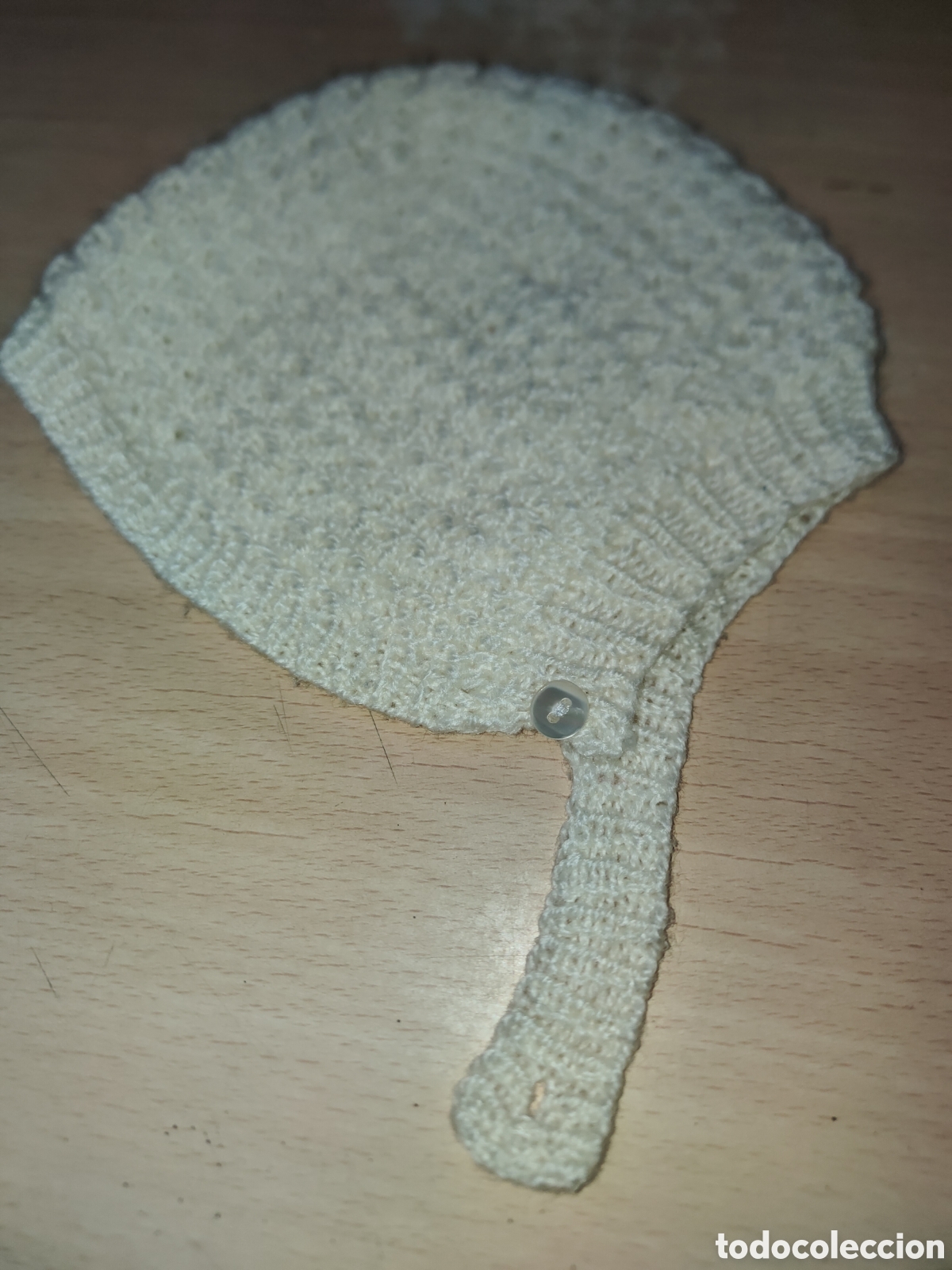 Vintage: Gorro de ni&ntilde;a de ganchillo hecho a mano - Foto 1