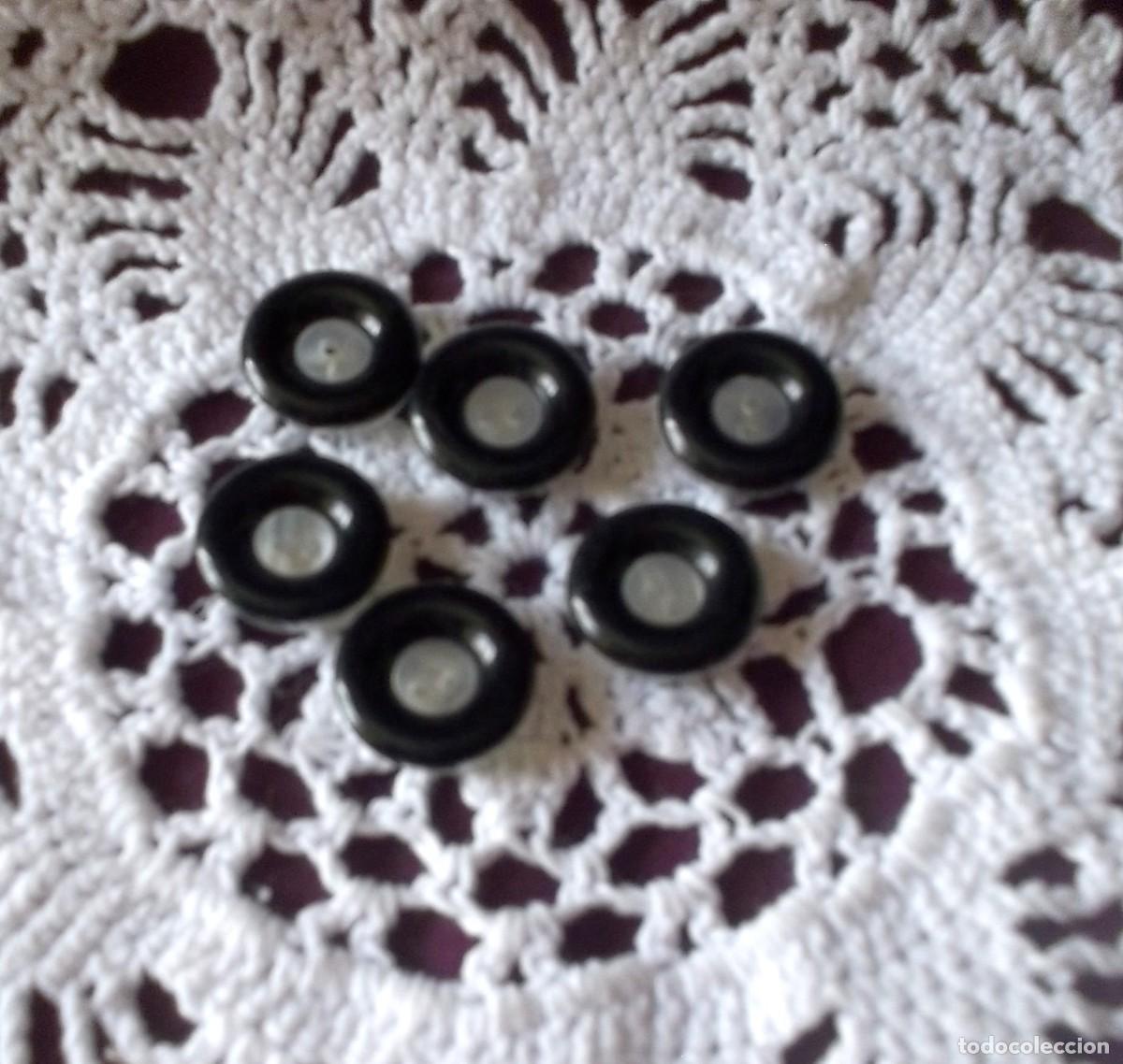Vintage: 6 BOTONES CON BORDES EN NEGRO-A&Ntilde;OS 60 - Foto 1
