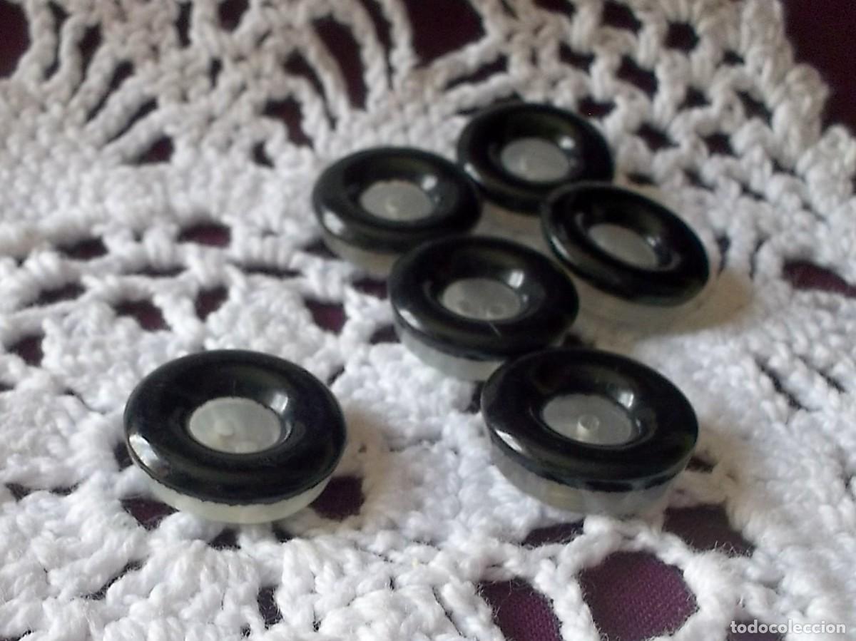 Vintage: 6 BOTONES CON BORDES EN NEGRO-A&Ntilde;OS 60 - Foto 3