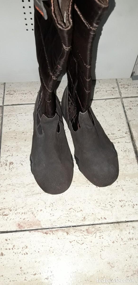Vintage: BOTAS MARRONES CON SUELA DE GOMA - Foto 1