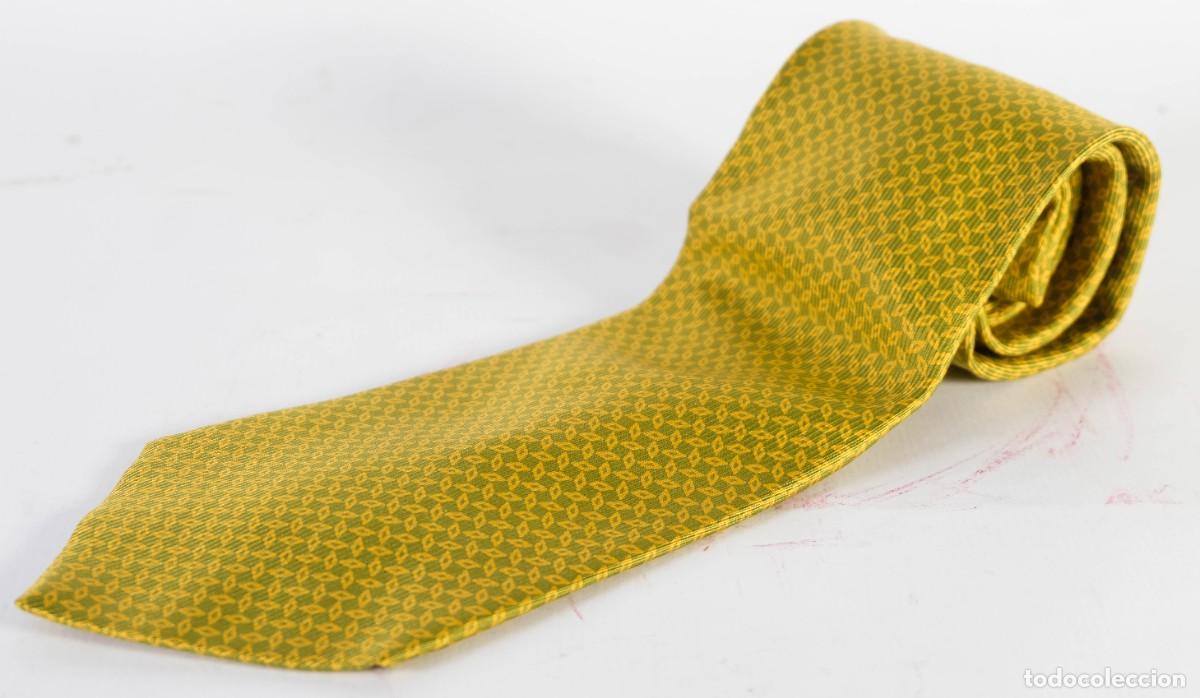 Vintage: Corbata Burberrys 100% seda con estampado de rombos - Foto 1