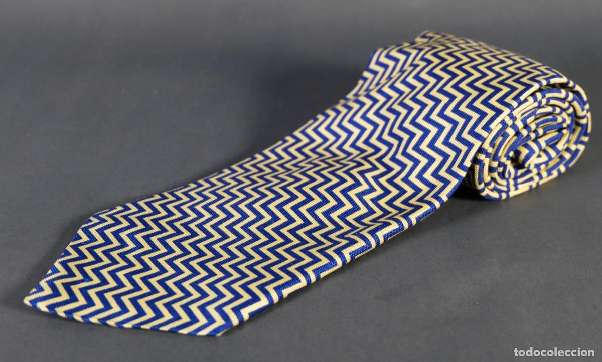 Vintage: Corbata 100% seda Burberrys - Foto 1