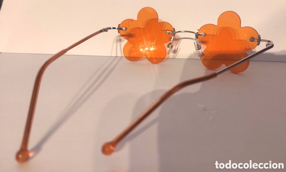 Vintage: Gafas de sol TOUS con forma de flor - Foto 1