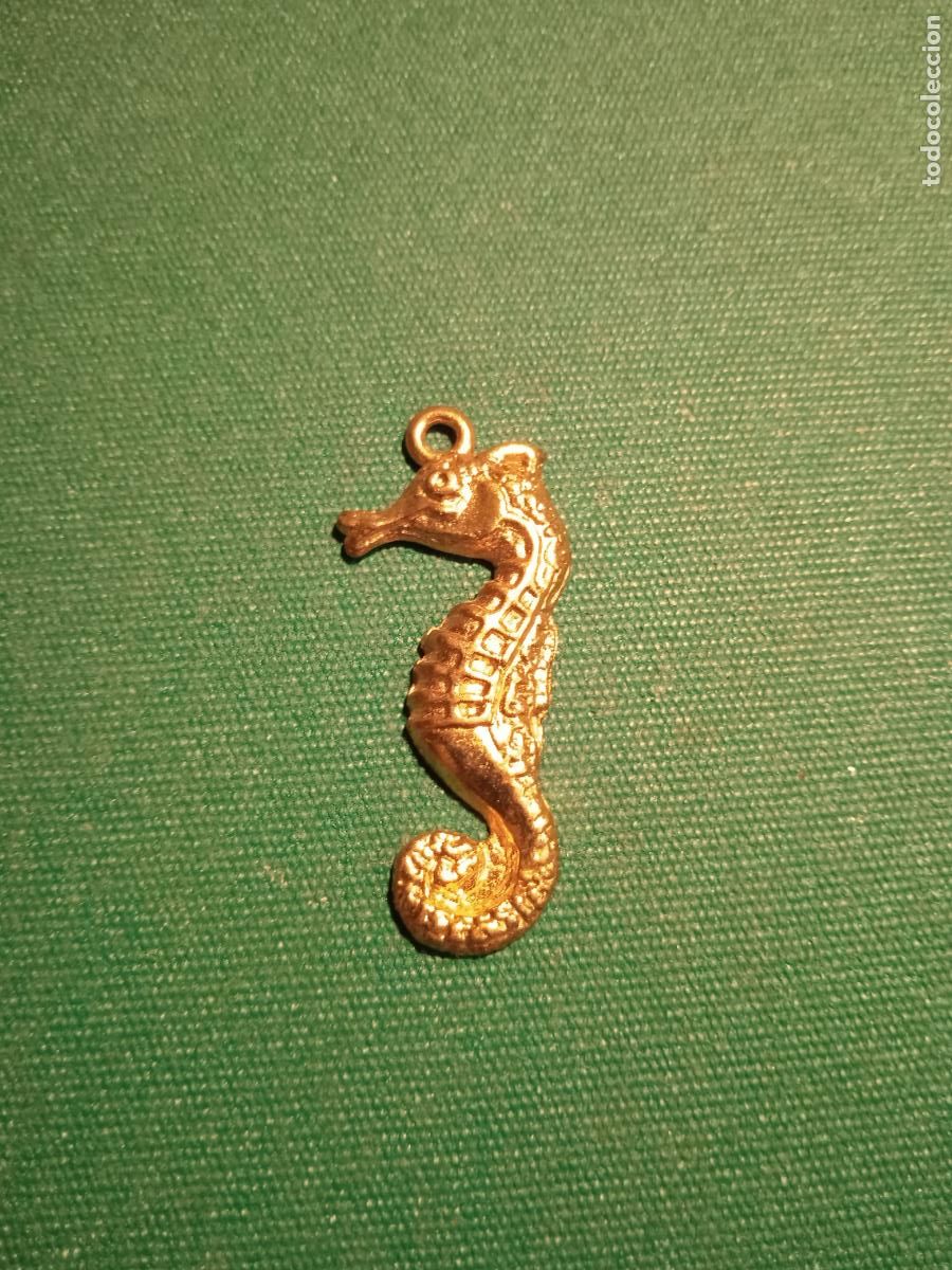 Vintage: CABALLITO DE MAR PARA COLGAR - DORADO - Foto 1