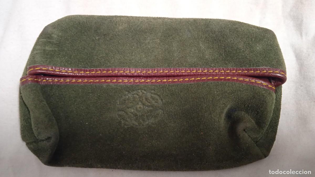 Vintage: Antiguo monedero de ante Loewe. - Foto 1