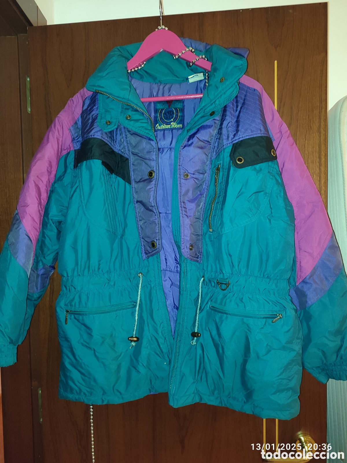 Vintage: Abrigo U.S.A de los 90s - Foto 1