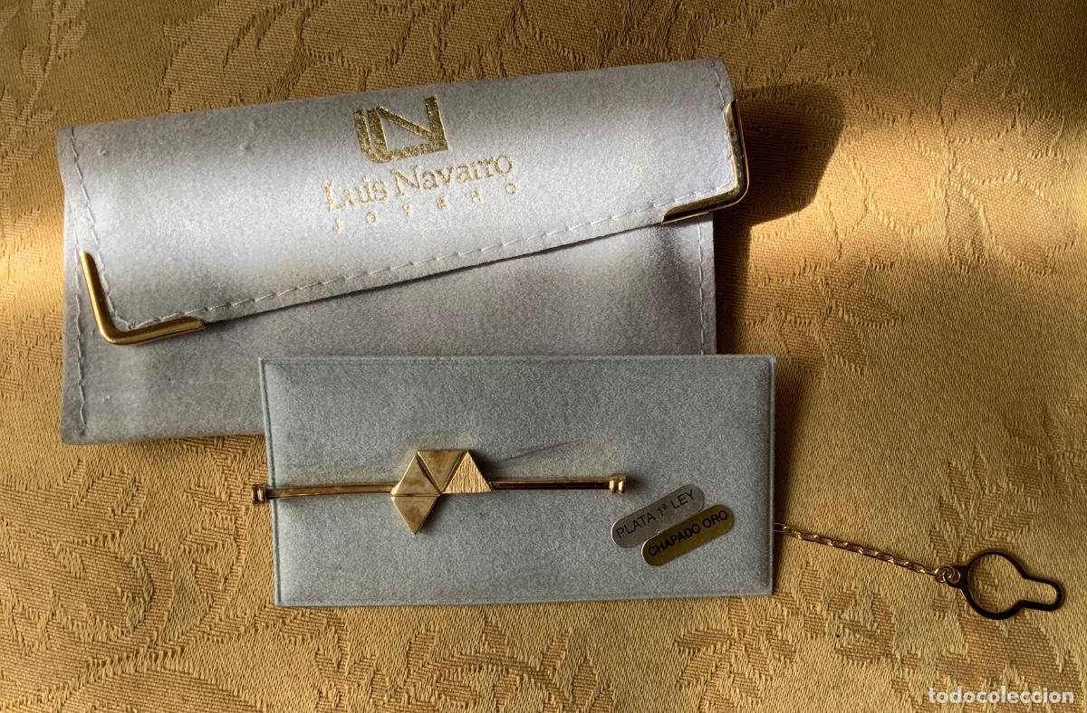 Vintage: PASADOR DE CORBATA DE PLATA DE LEY CHAPADA EN ORO - Foto 1