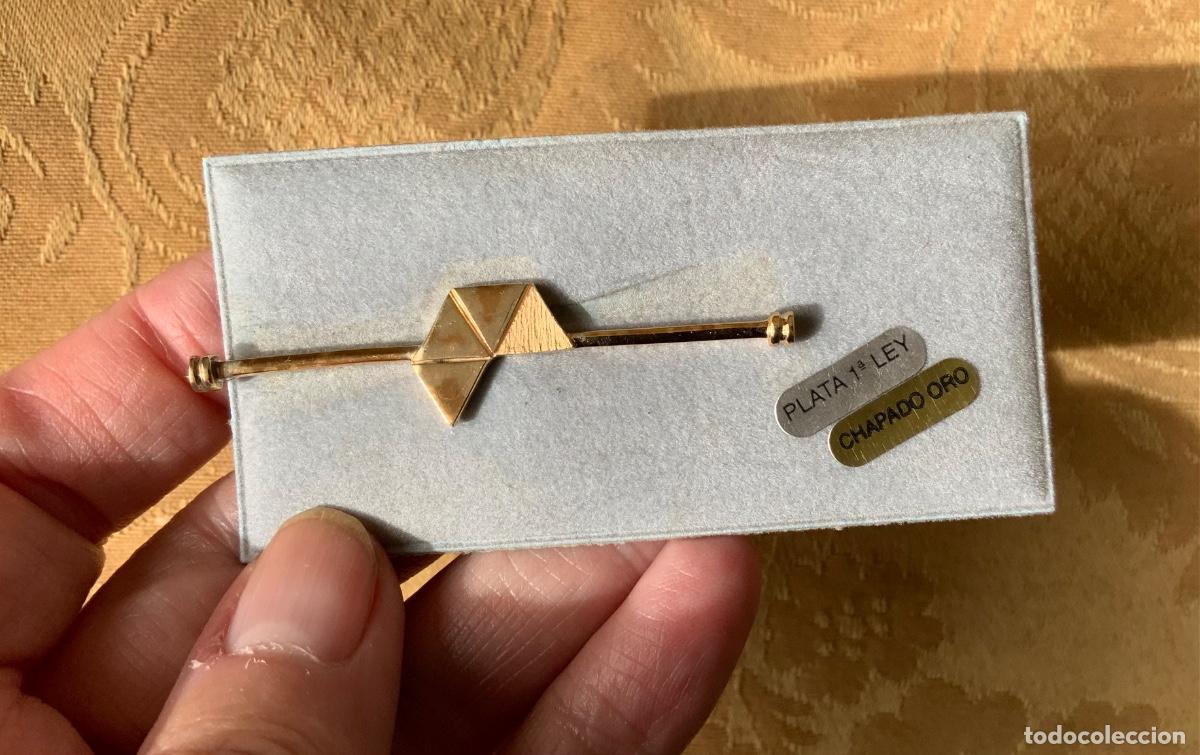 Vintage: PASADOR DE CORBATA DE PLATA DE LEY CHAPADA EN ORO - Foto 3