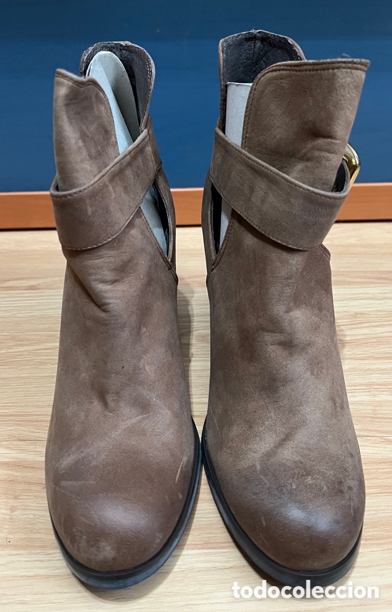 Vintage: Bot&iacute;n con hebilla T/41 nuevo - Foto 2
