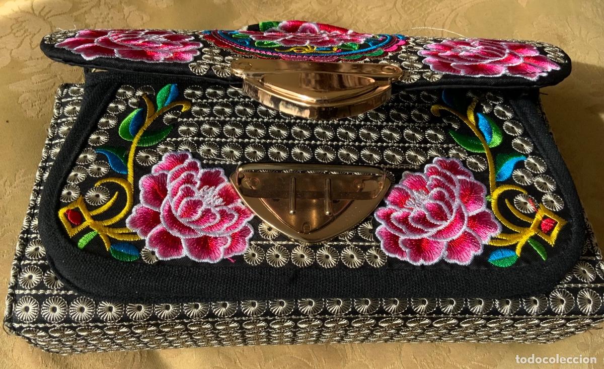Vintage: BOLSO BORDADO FLORES - Foto 5