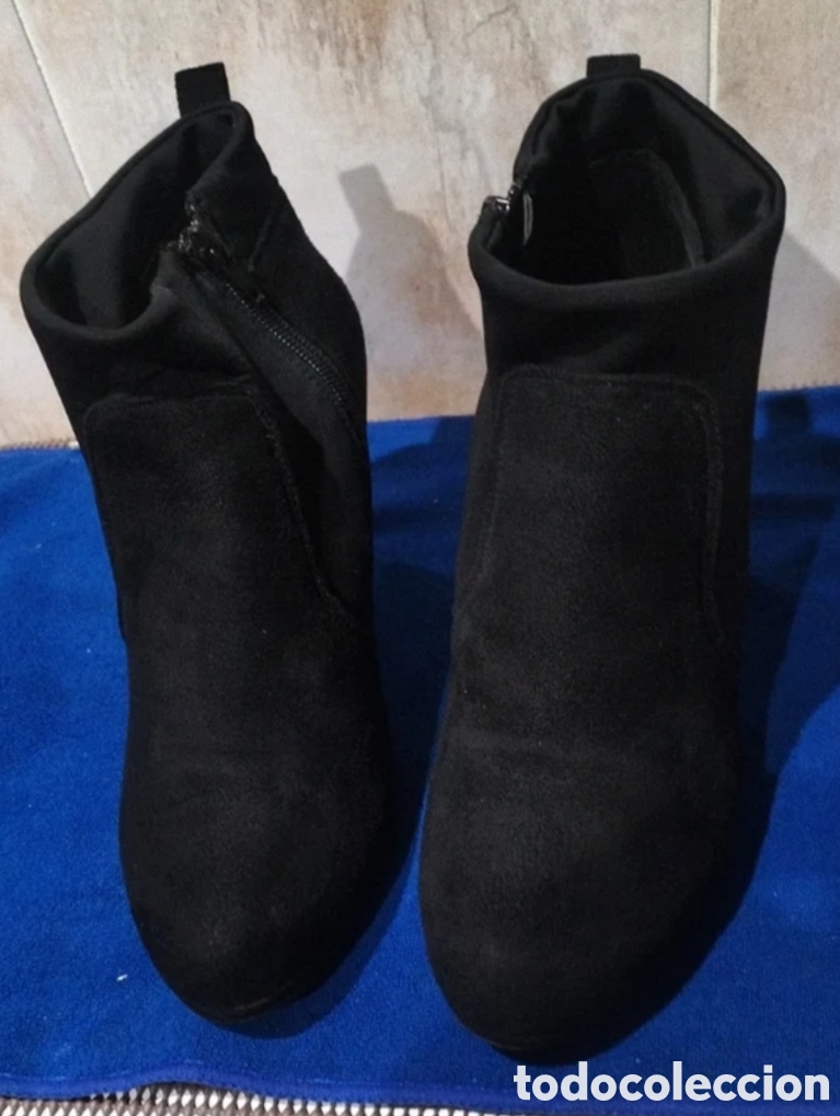 Vintage: Botines de mujer en piel, color negro. - Foto 1