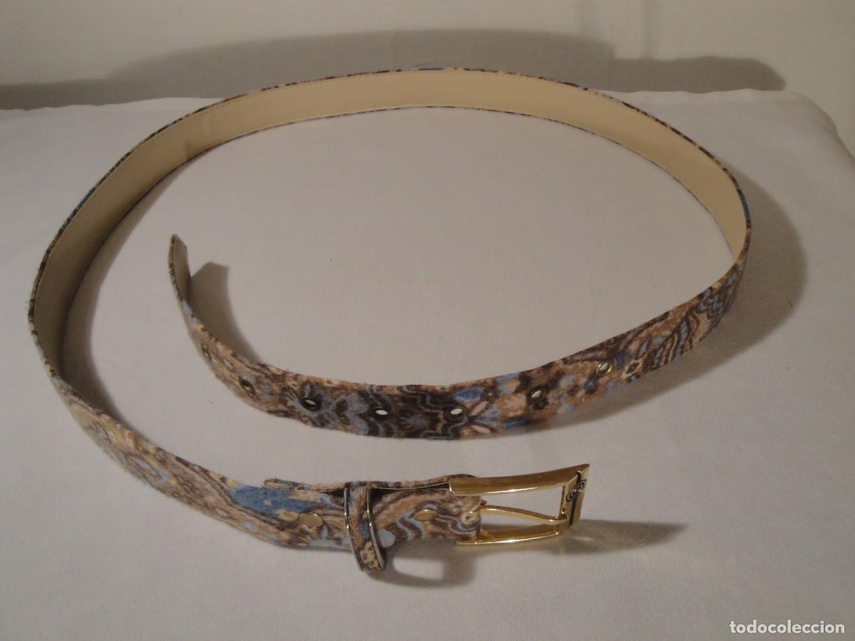 Vintage: Cintur&oacute;n en tejido punto estampado y forro beige. - Foto 1