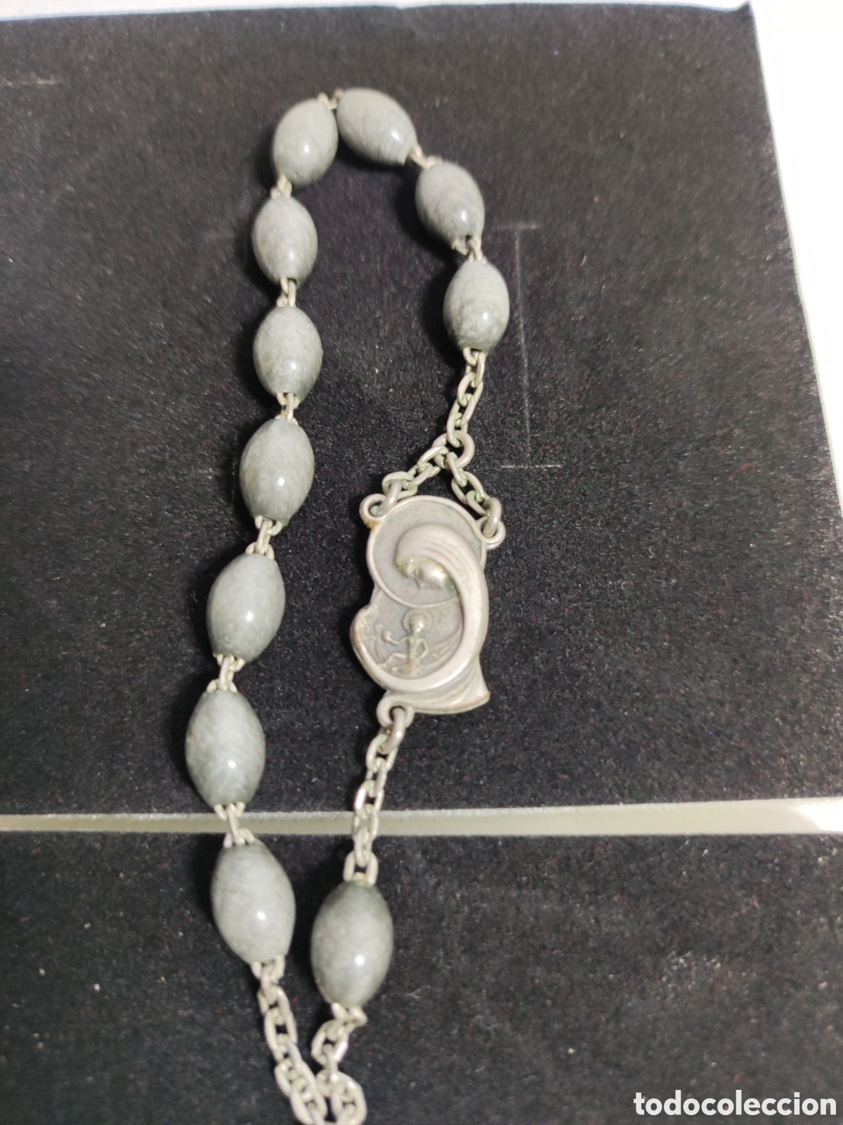 Vintage: Pulsera con medallas y cristo - Foto 3