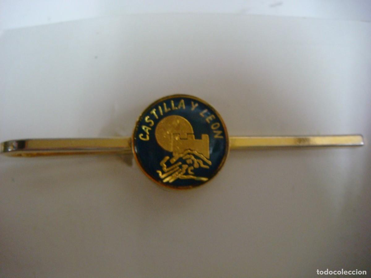 Vintage: ALFILER DE CORBATA DE CASTILLA Y LEON-CAJ-N&ordm;-4 BIS - Foto 1