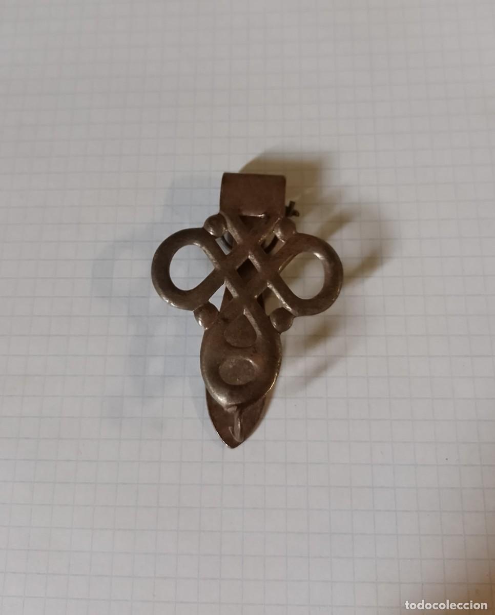Vintage: Antiguo enganche de cadena para cintur&oacute;n - Foto 1
