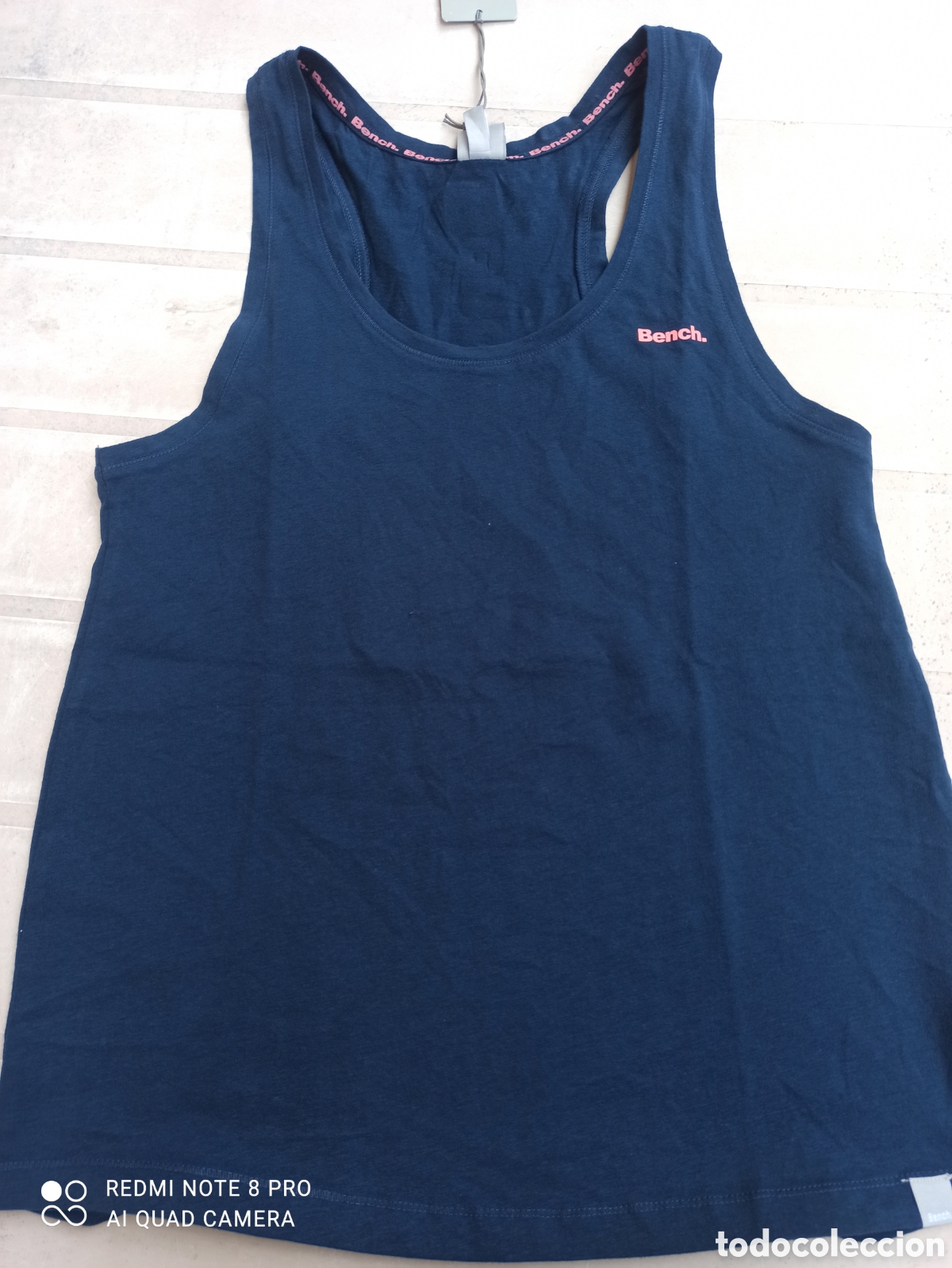 Vintage: Camiseta Bench. Sin estrenar - Foto 2